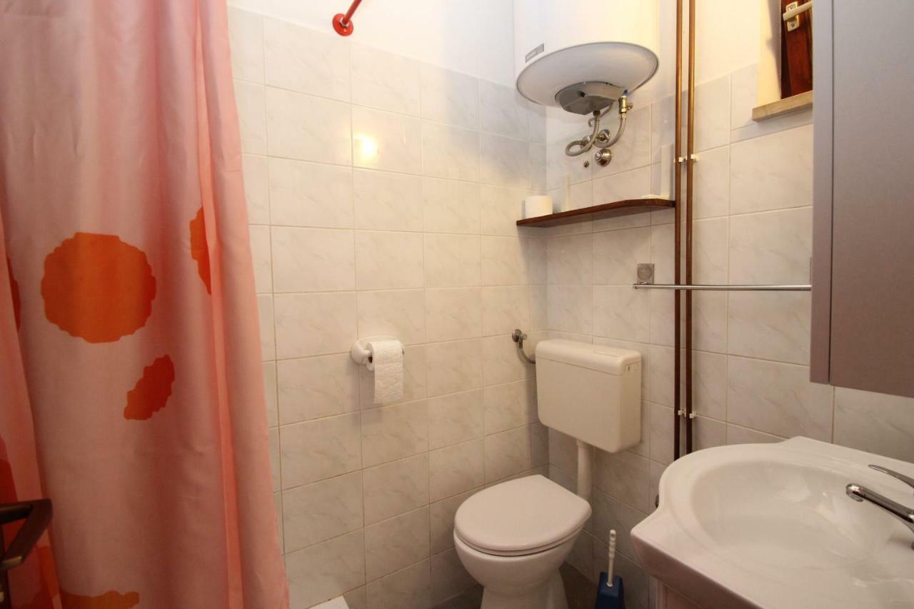 Apartment Sasa Bozac Porec Exterior photo